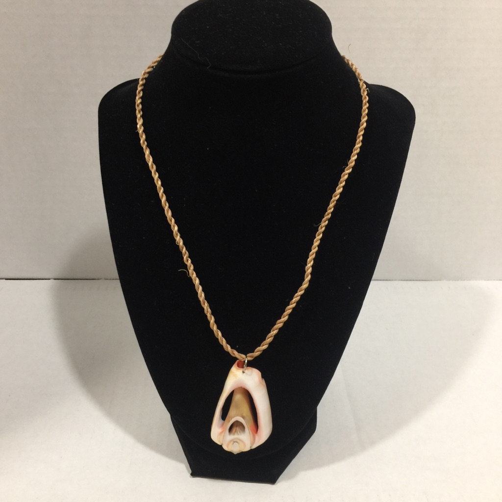 She’ll Necklace